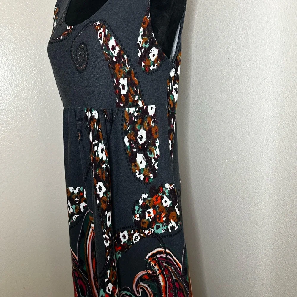 Women’s A frame vivid color dress. - Picture 3 of 7